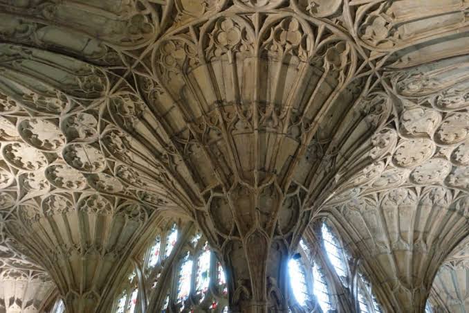 Gothic carved element